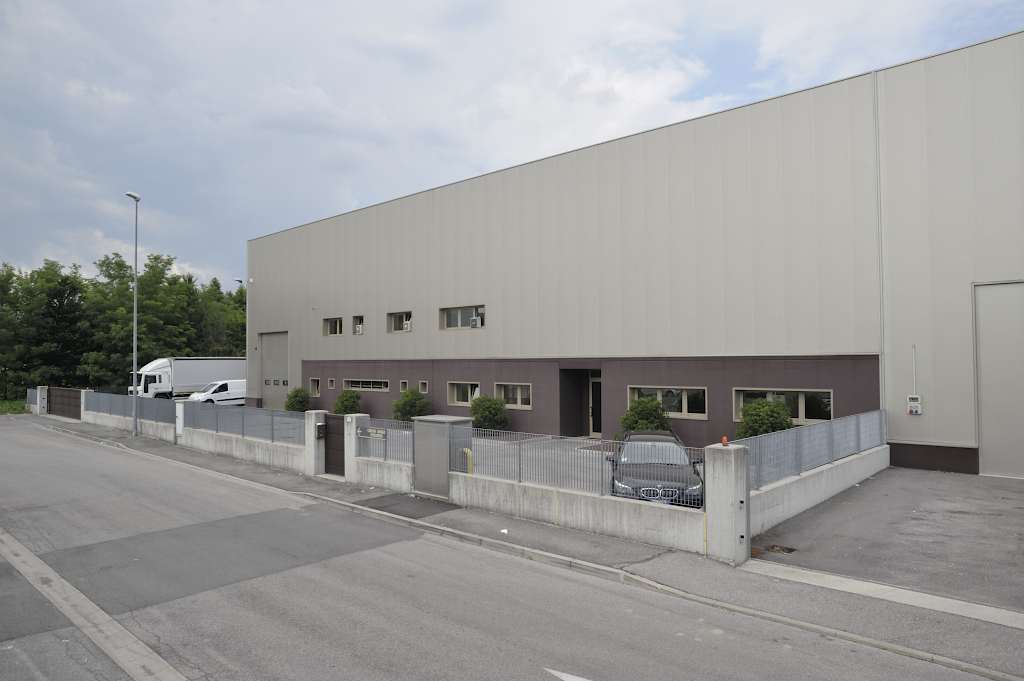  Canzian Giorgio: Stampaggio metalli a freddo per il Friuli Venezia Giulia